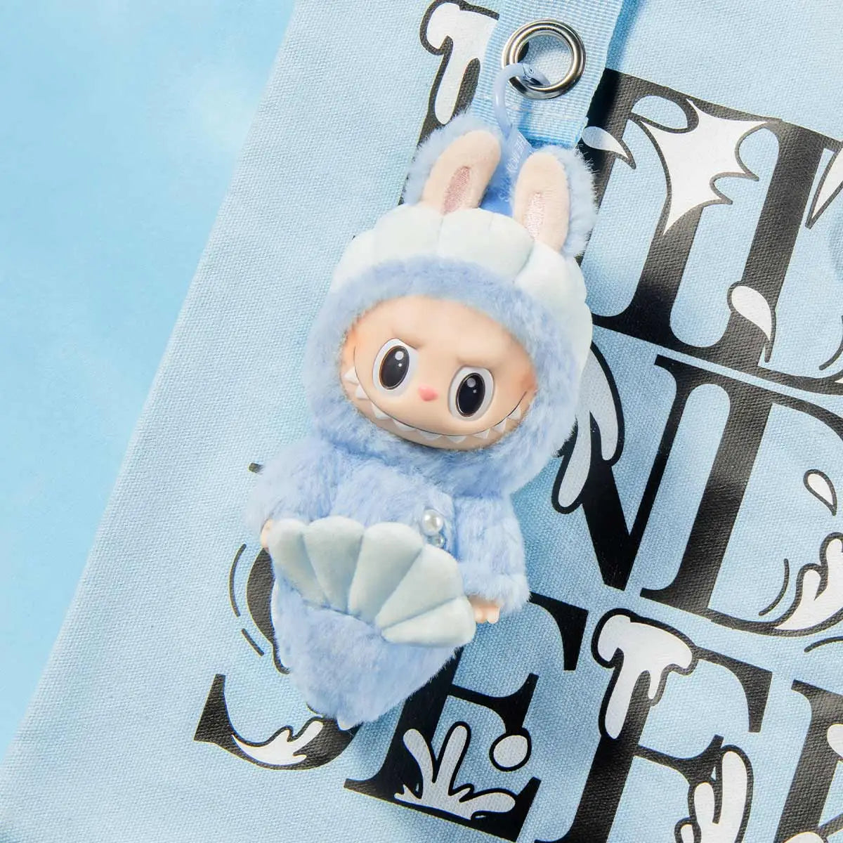 LABUBU HIDE AND SEEK IN SINGAPORE SERIES-Vinyl Plush Doll Pendant(Singapore exclusive)