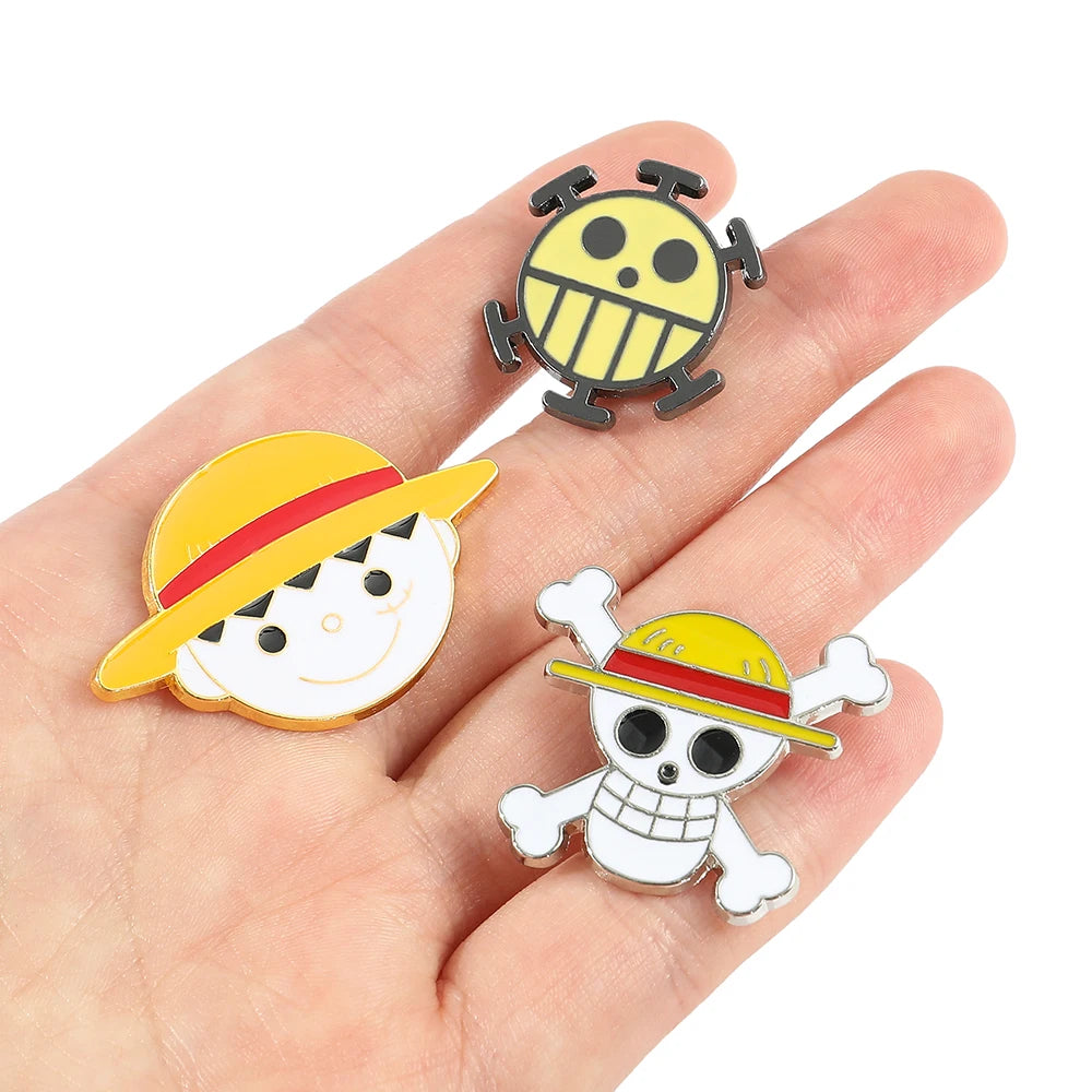 Straw Hat Limited Edition Enamel Lapel Kawaii Side
