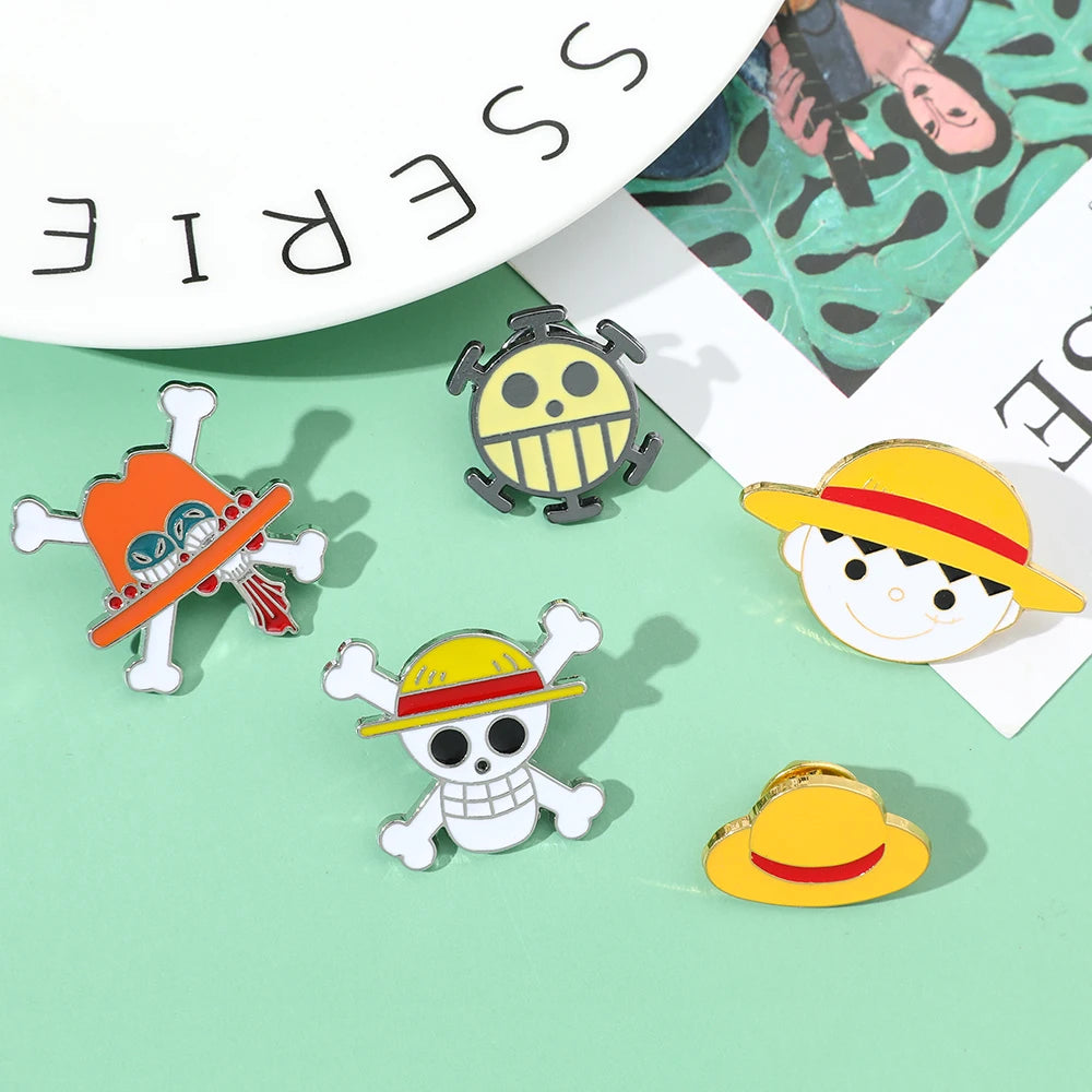 Straw Hat Limited Edition Enamel Lapel Kawaii Side
