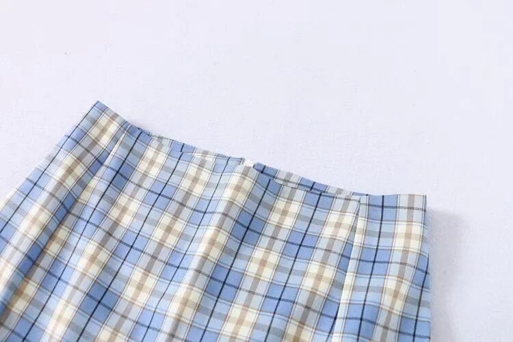 Korean Split Mini Plaid Skirt with Shorts Kawaii Side