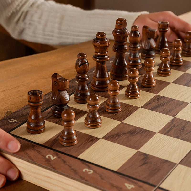 Chess Set - Magnetic Foldable Portable Solid Wood Chess Board Kawaii Side