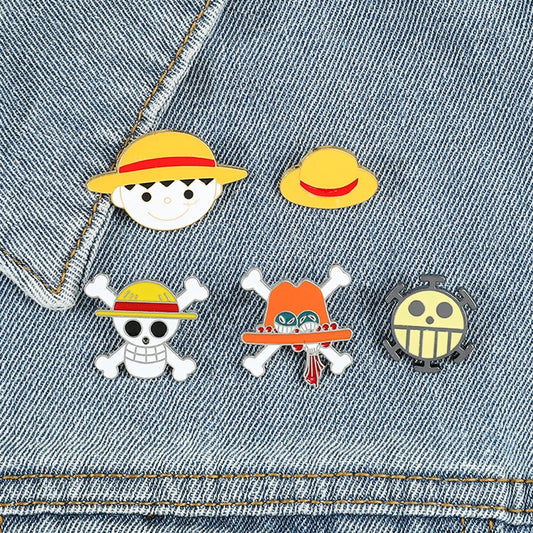 Straw Hat Limited Edition Enamel Lapel Kawaii Side