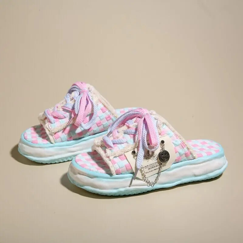 Chinelo Estilo Verão Fashion Grafiti Kawaii - Kawaii Side