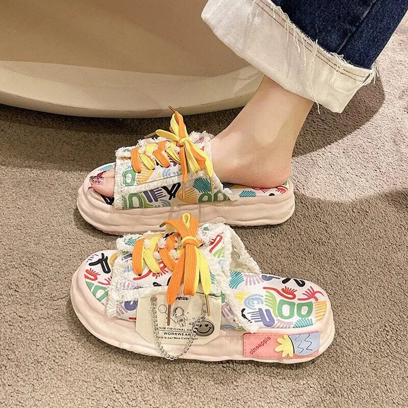 Chinelo Estilo Verão Fashion Grafiti Kawaii - Kawaii Side