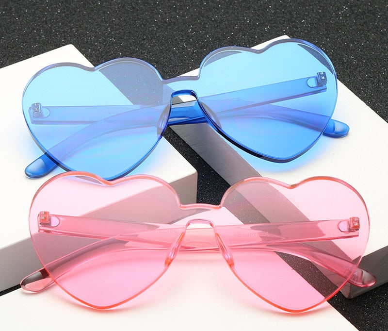Oversize Heart Shaped Sunglasses Kawaii Side