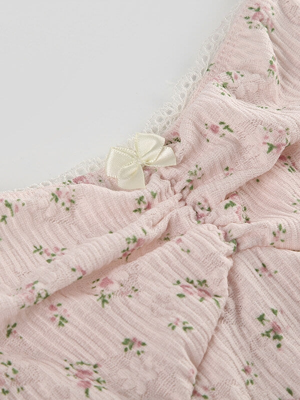 Layla floral flutter sleeves top Kawaii Side